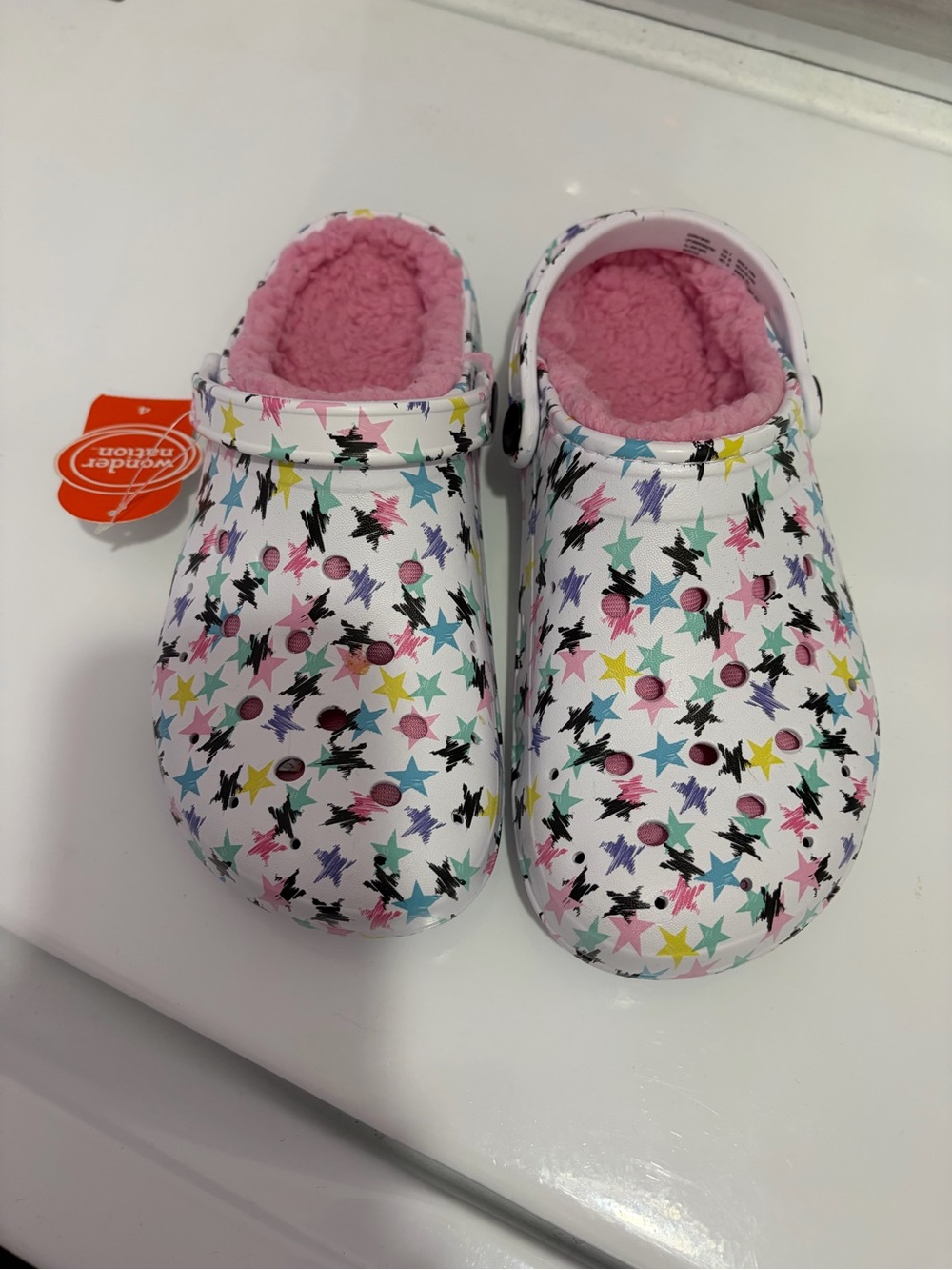 wonder nation White Star Print Clogs with Pink Fleece Lining